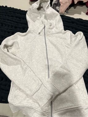 lululemon athletica Heather Light Gray Full-Zip Scuba Hoodie